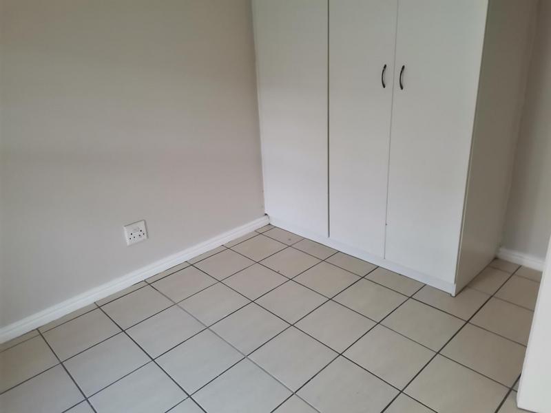 To Let 2 Bedroom Property for Rent in Kraaifontein East Western Cape